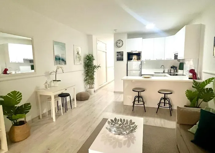 Super Y Amplio Apto Con Airco, Planta Baja En Mareverde Apartmán